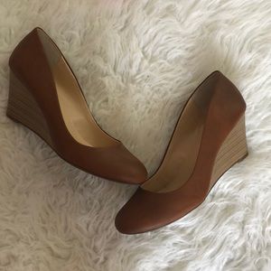 🌵Jessica Simpson brown wedge pump